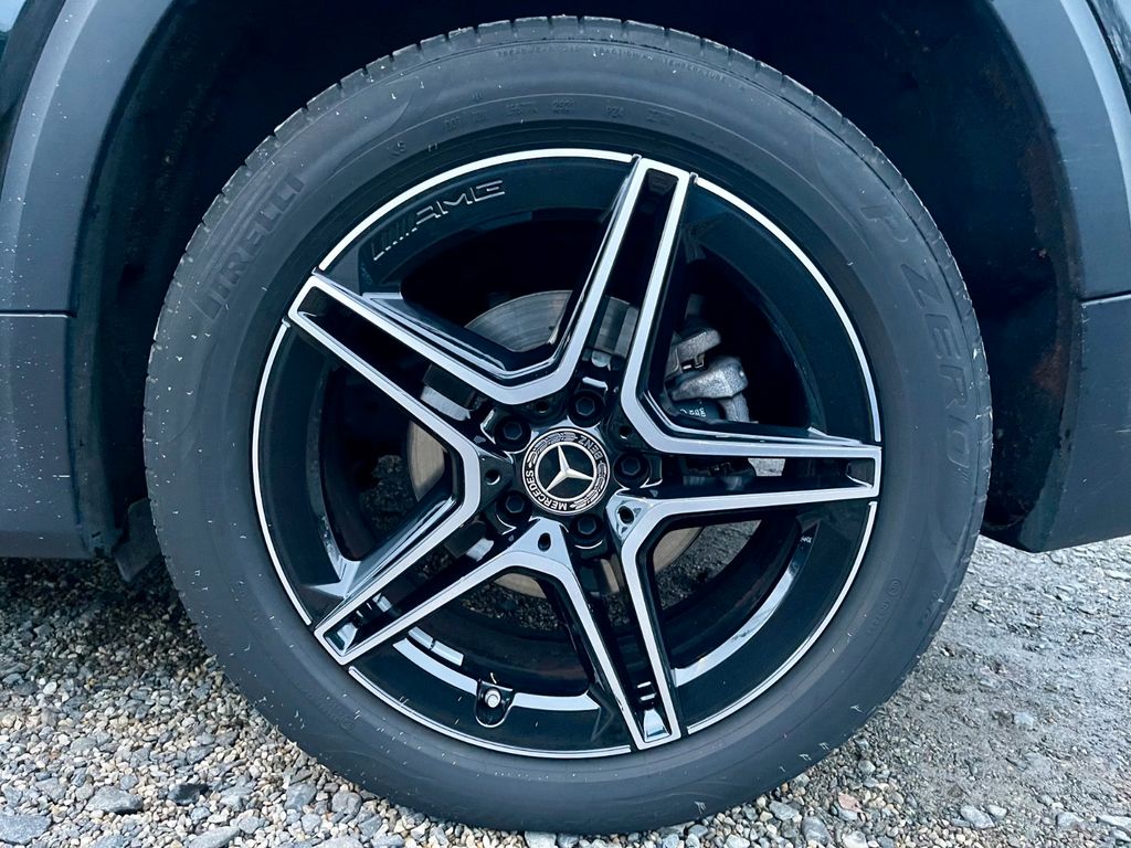 Mercedes-Benz GLB 200 2022