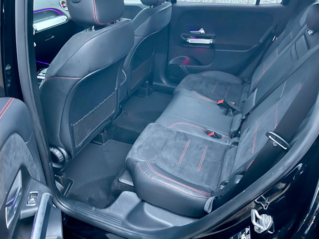 Mercedes-Benz GLB 200 2022