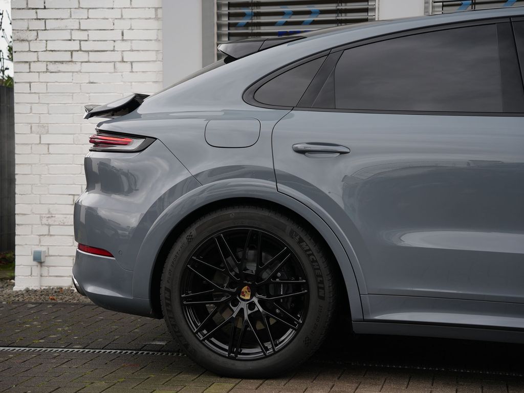 Porsche Cayenne 2024