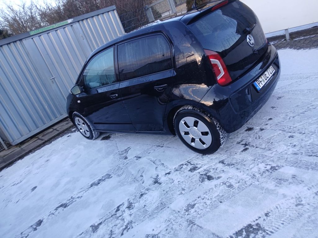 Volkswagen up! 2016