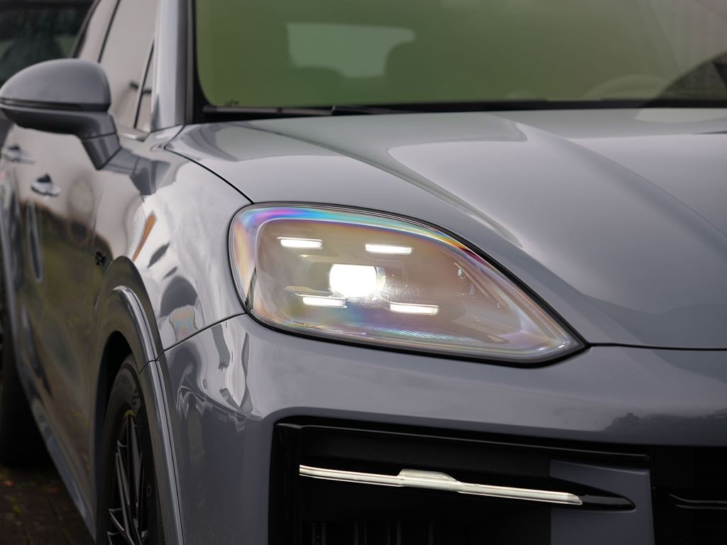 Porsche Cayenne 2024