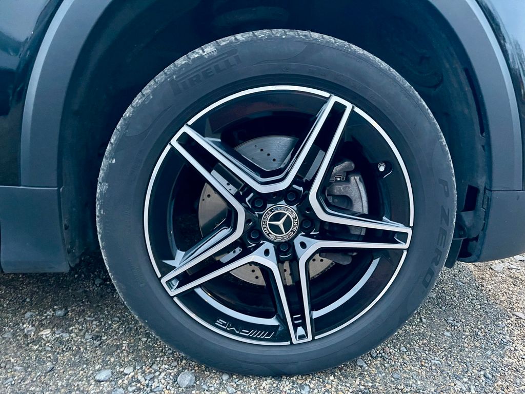 Mercedes-Benz GLB 200 2022