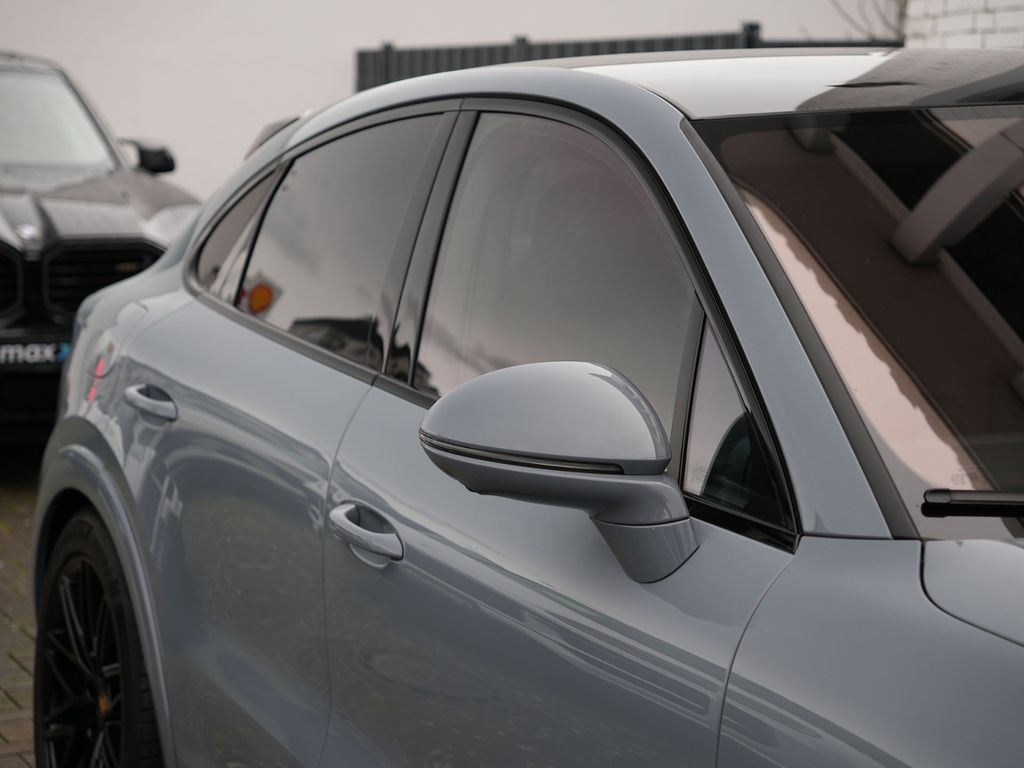 Porsche Cayenne 2024