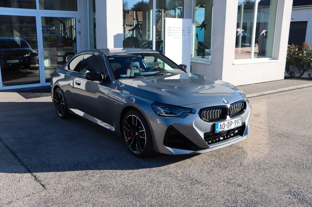 BMW M240i 2025