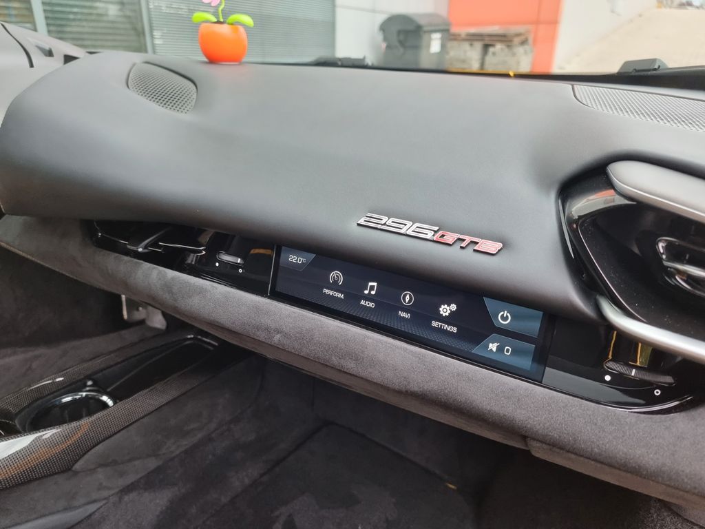 Ferrari 296 GTB 2024