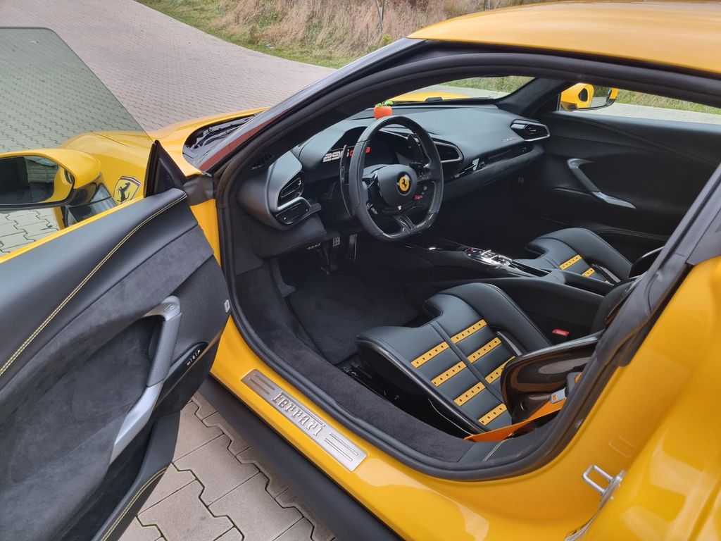 Ferrari 296 GTB 2024