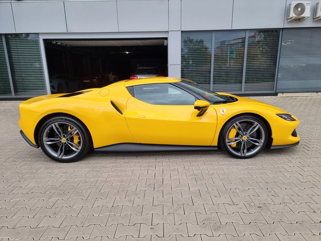 Ferrari 296 GTB 2024