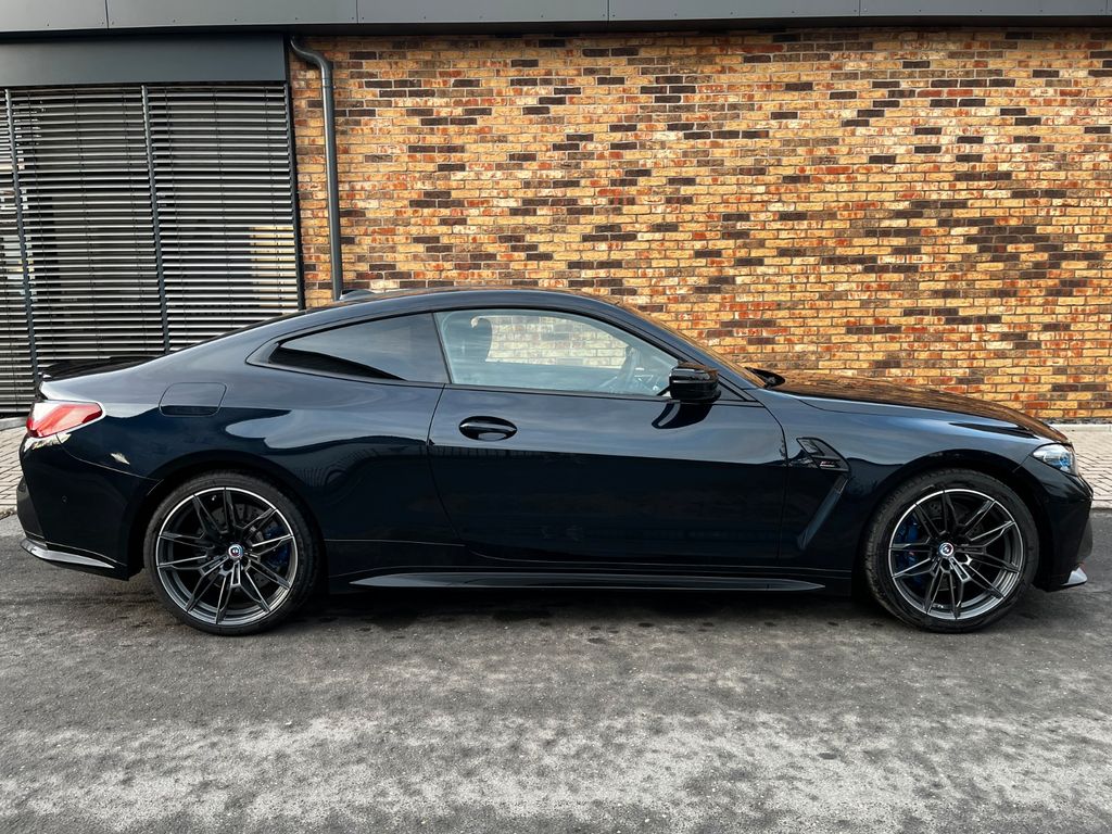 BMW M4 2023
