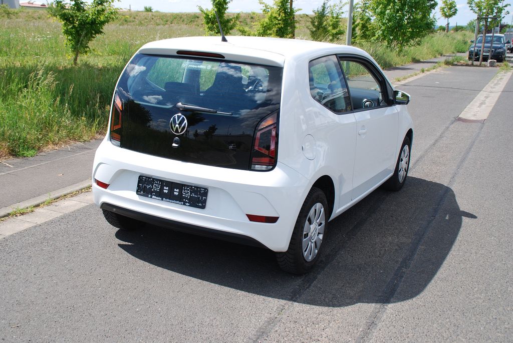 Volkswagen up! 2023