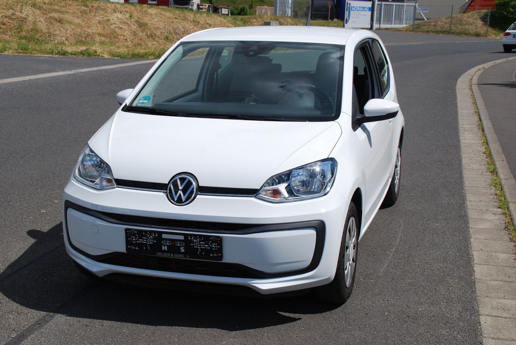 Volkswagen up! 2023
