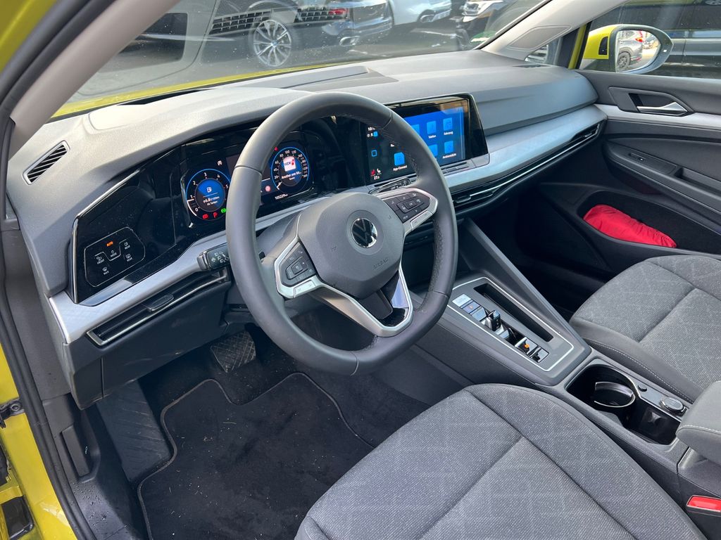 Volkswagen Golf 2021