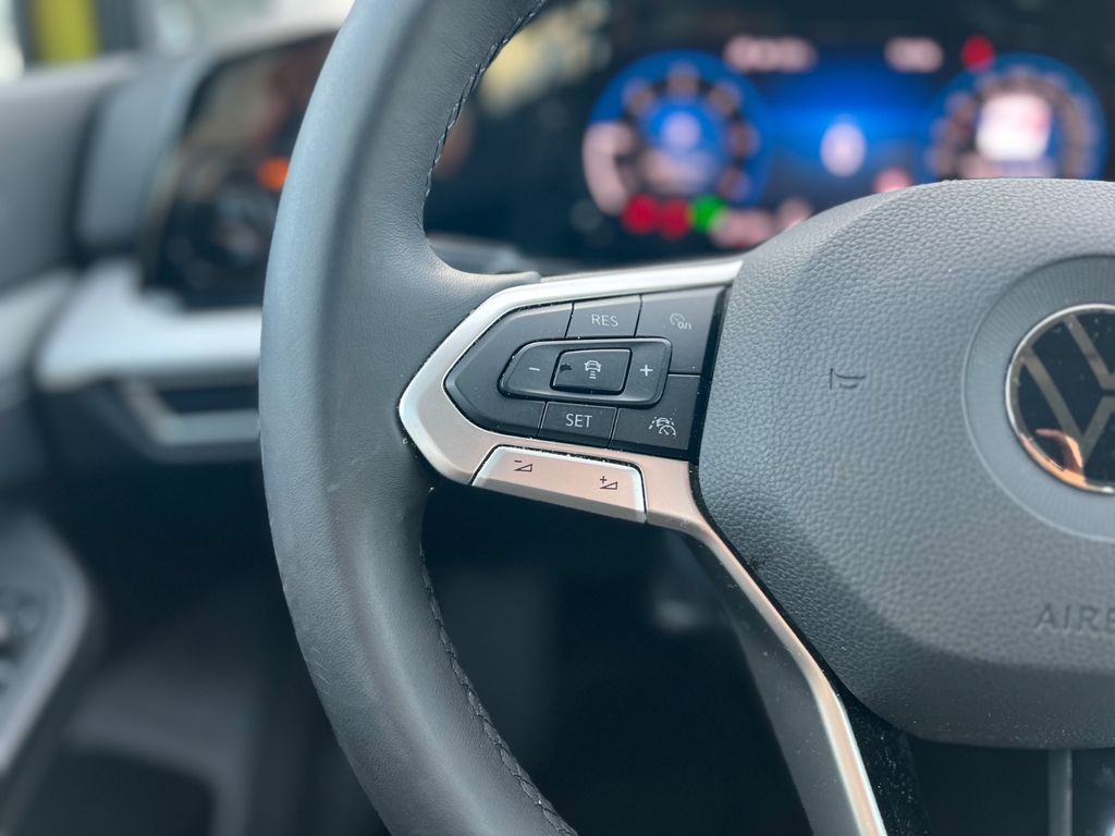 Volkswagen Golf 2021