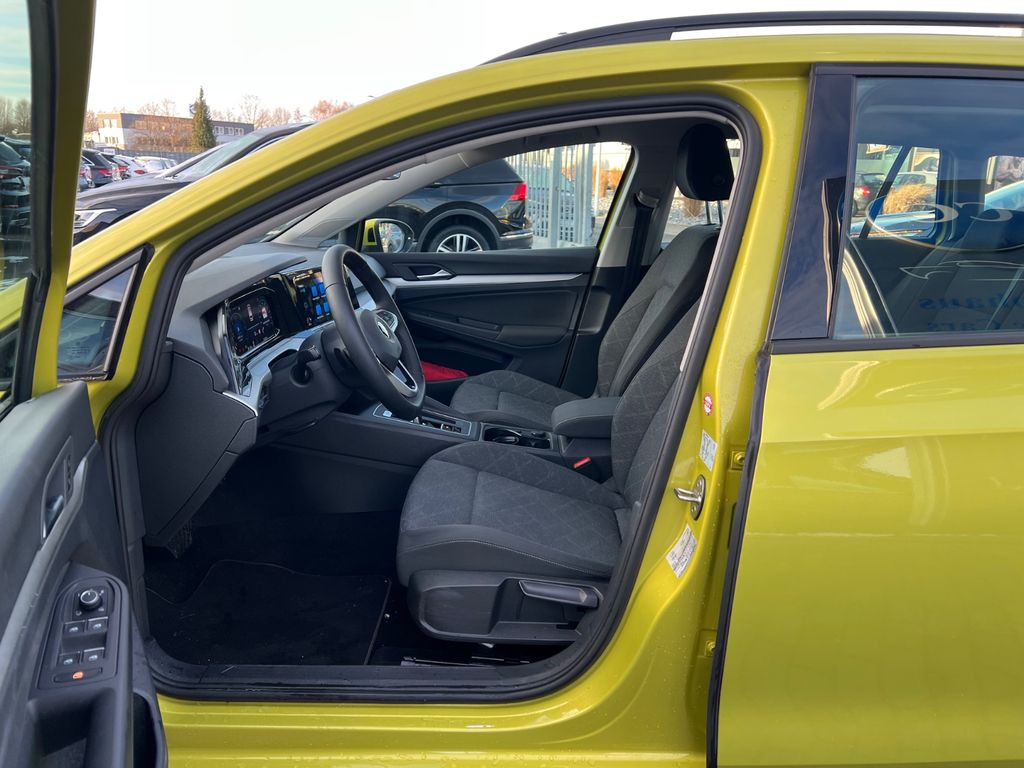 Volkswagen Golf 2021