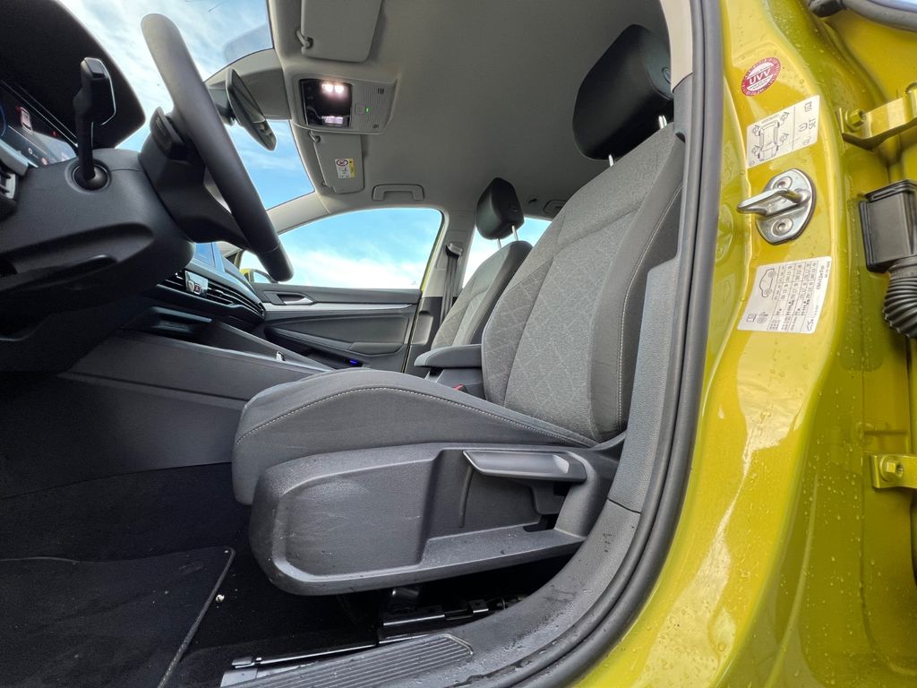 Volkswagen Golf 2021