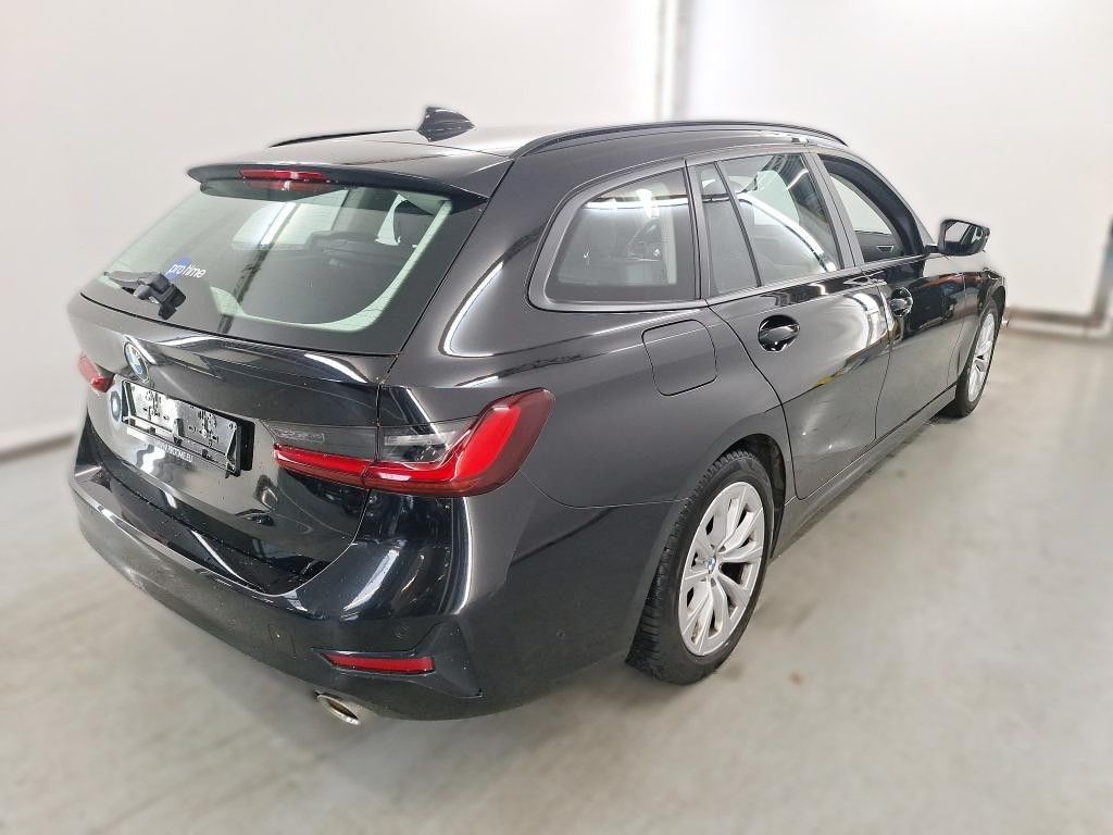 BMW 318 2021