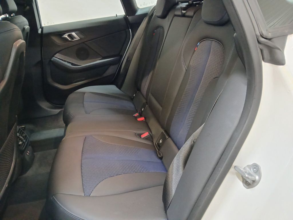 BMW 218 Gran Coupé 2024