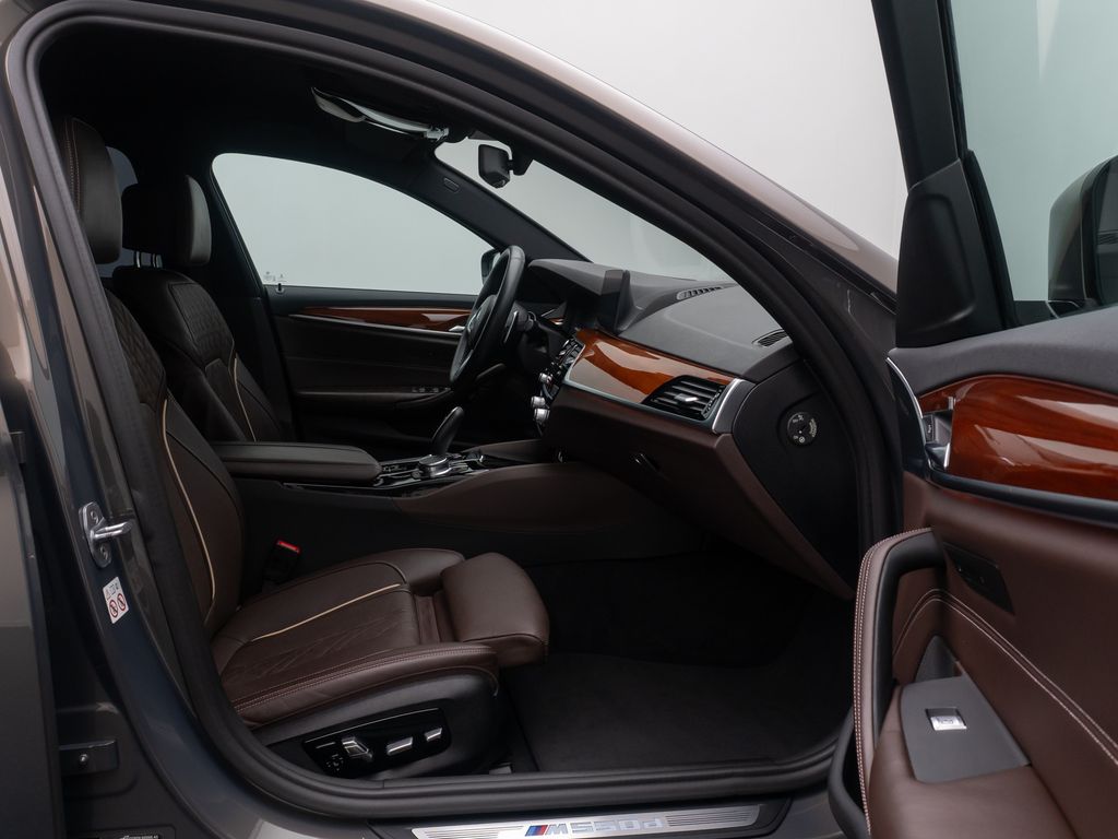 BMW M550 2019