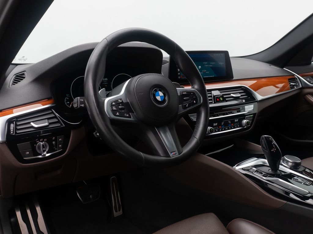BMW M550 2019