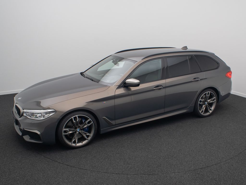 BMW M550 2019