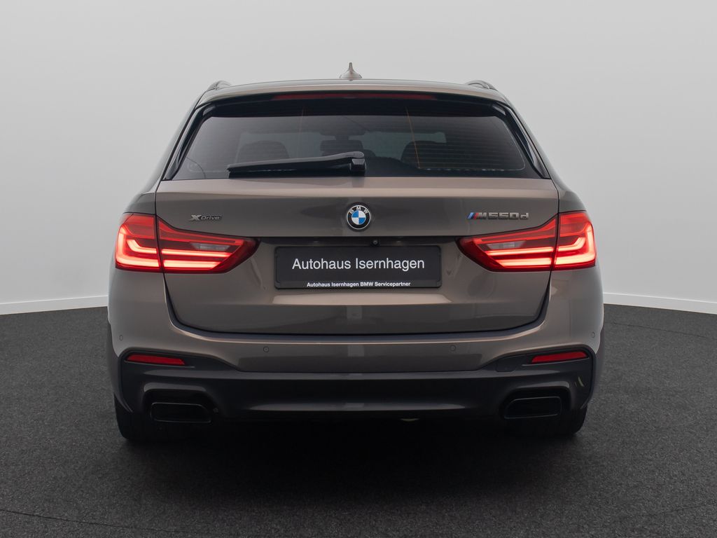 BMW M550 2019