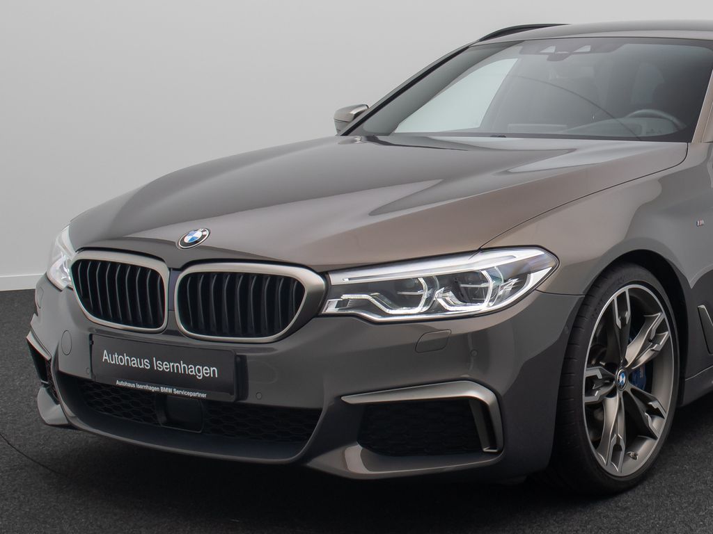 BMW M550 2019