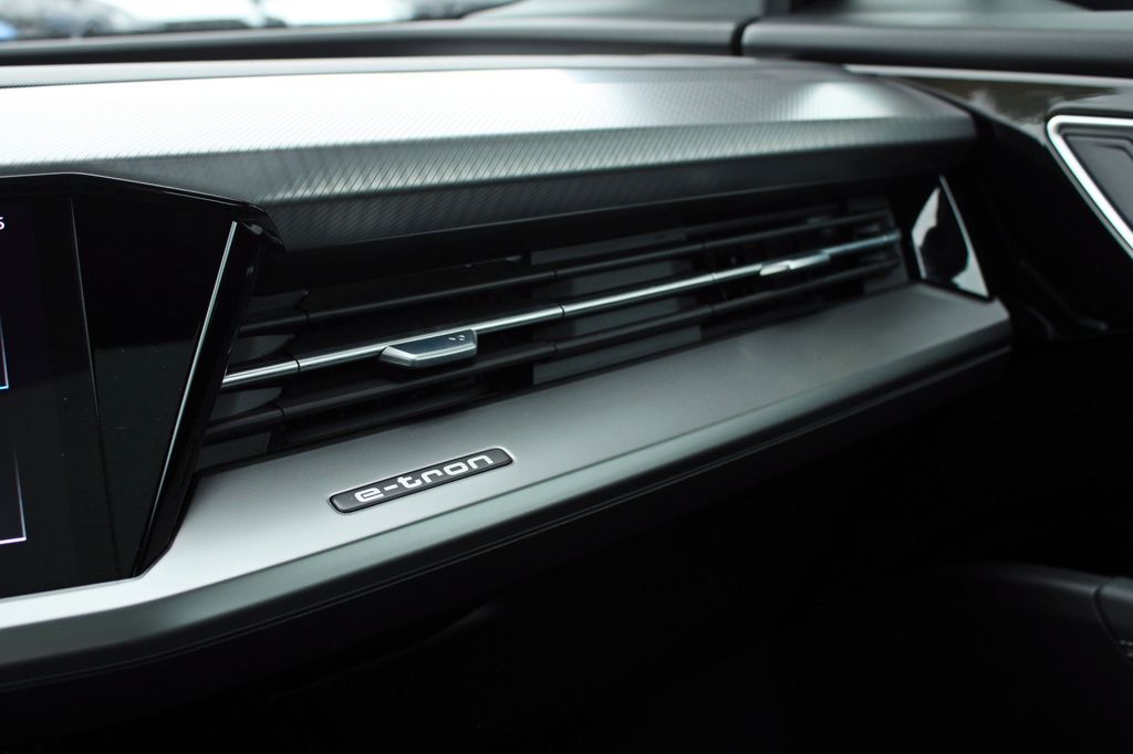 Audi Q4 e-tron 2022