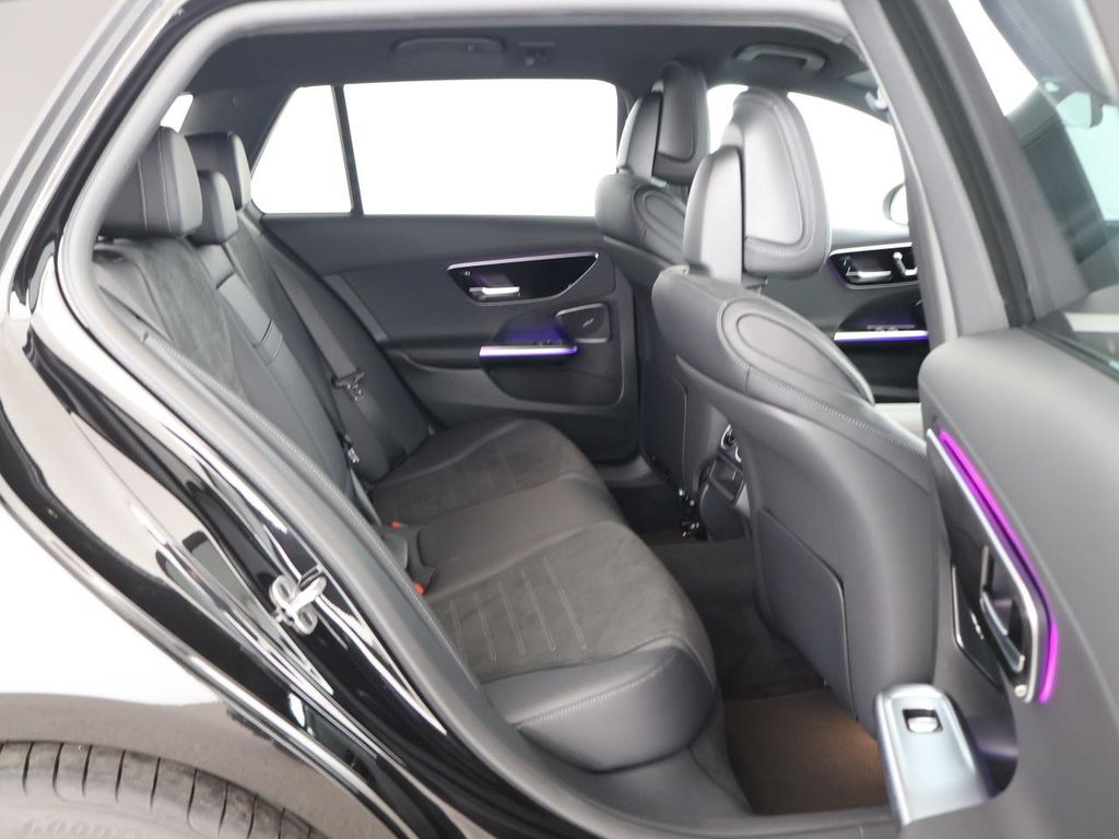 Mercedes-Benz C 220 2025