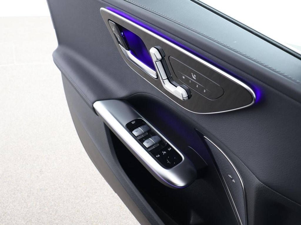 Mercedes-Benz C 220 2025