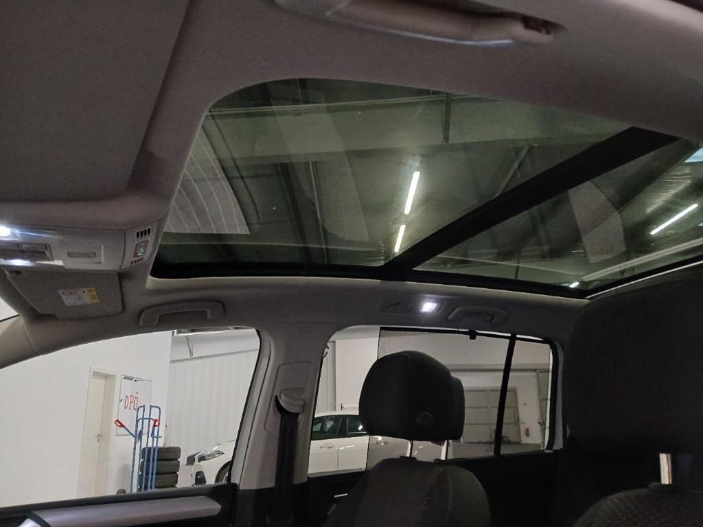 Volkswagen Touran 2023