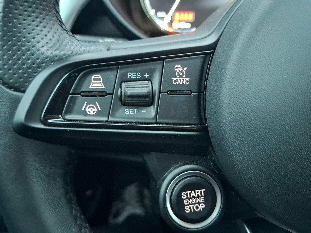 Alfa Romeo Giulia 2023