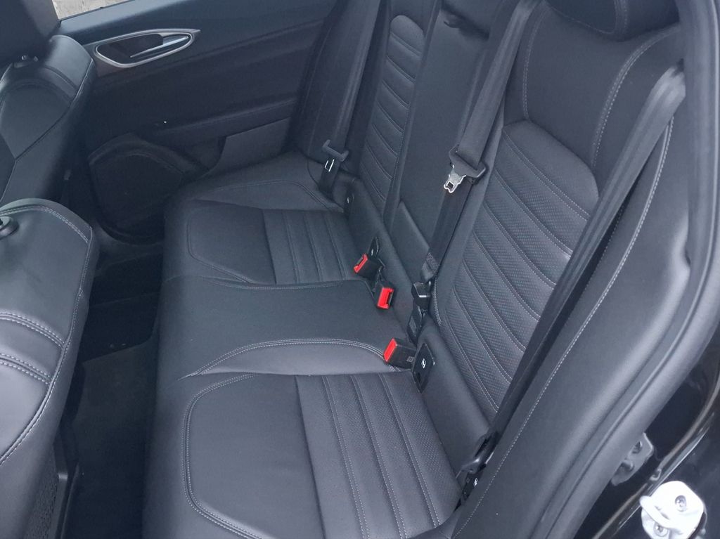 Alfa Romeo Giulia 2023