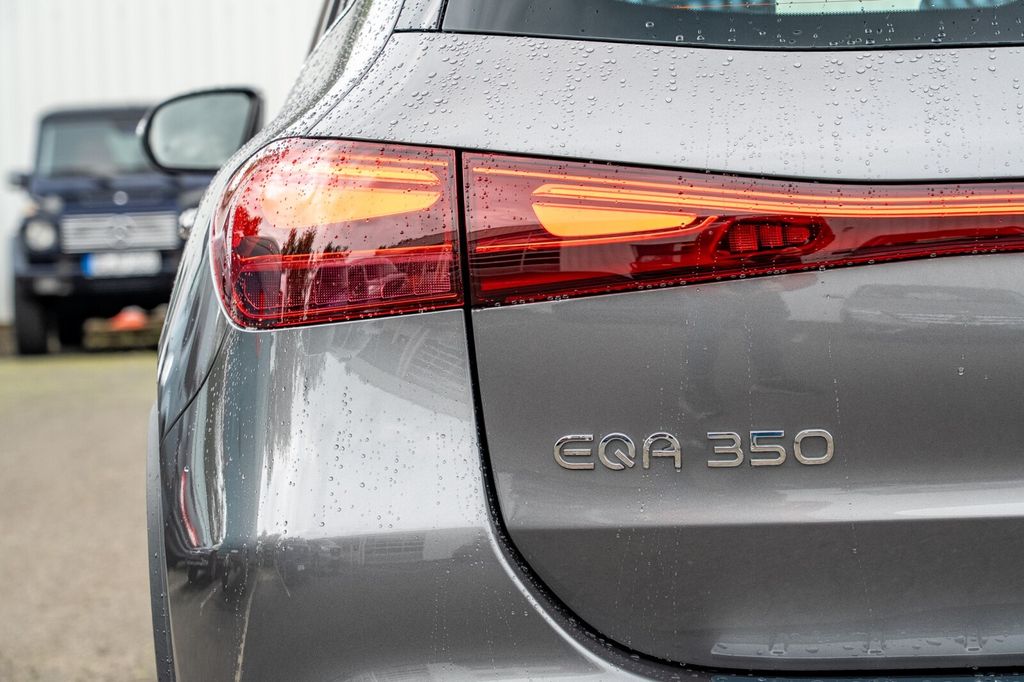 Mercedes-Benz EQA 2024