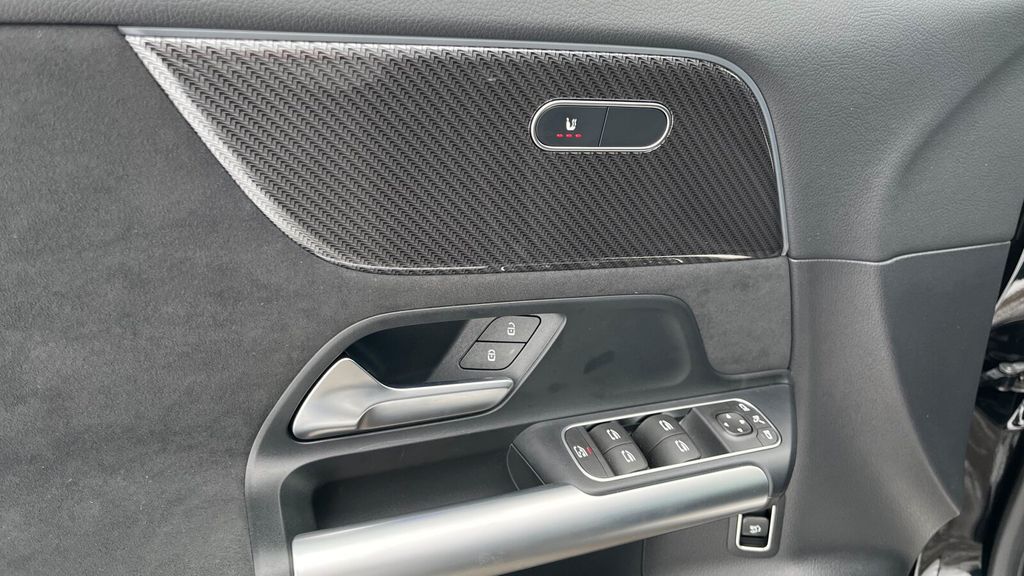 Mercedes-Benz GLA 220 2024