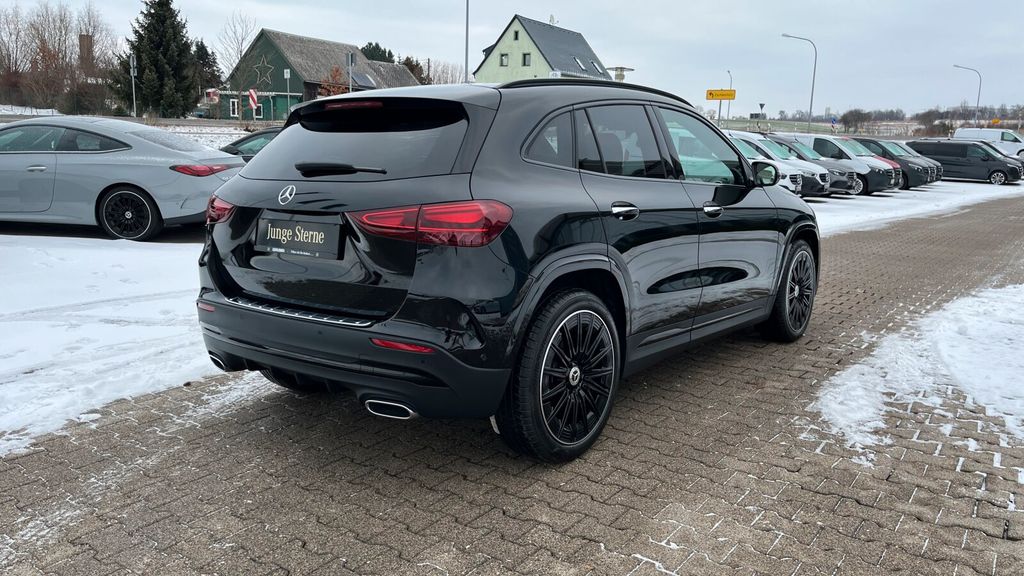 Mercedes-Benz GLA 220 2024