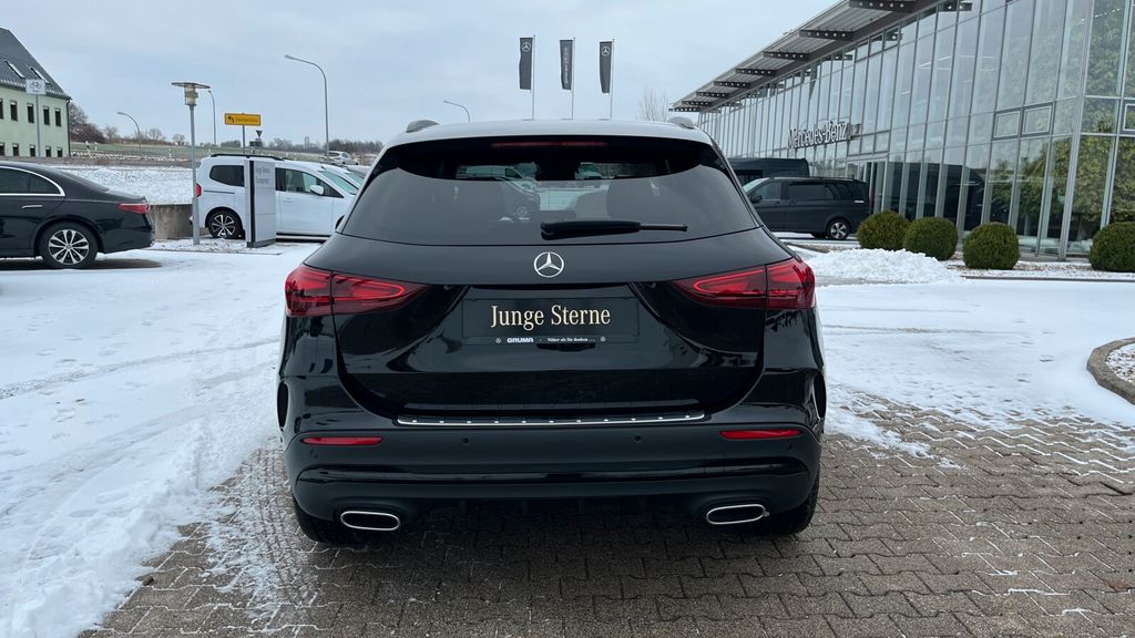 Mercedes-Benz GLA 220 2024