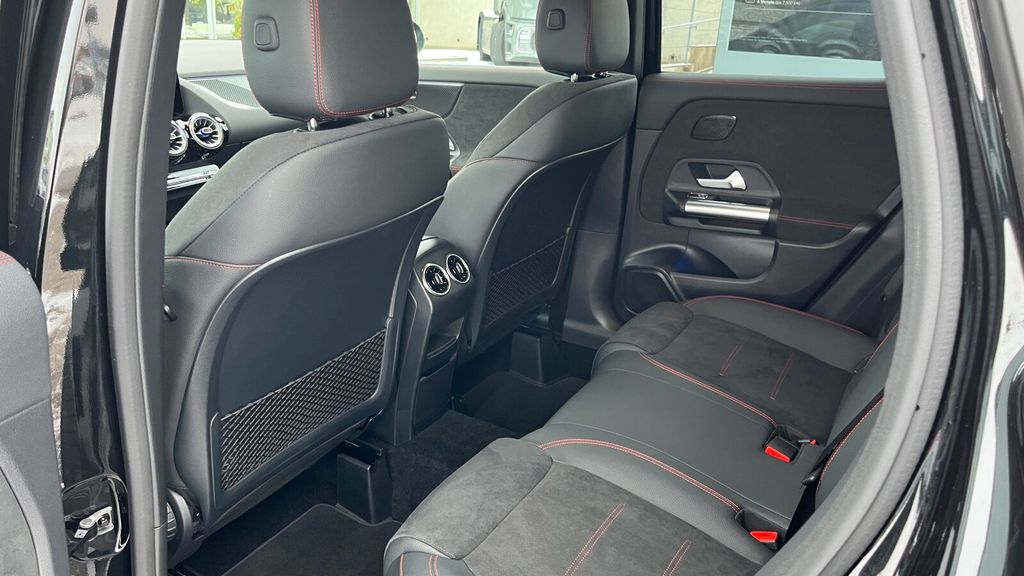 Mercedes-Benz GLA 220 2024