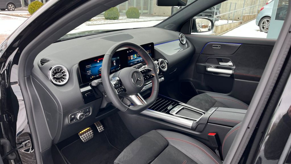 Mercedes-Benz GLA 220 2024