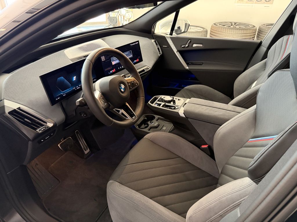 BMW iX 2025