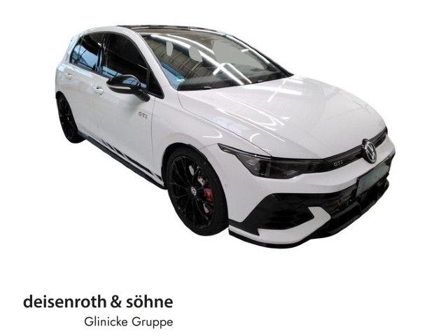 Volkswagen Golf 2025