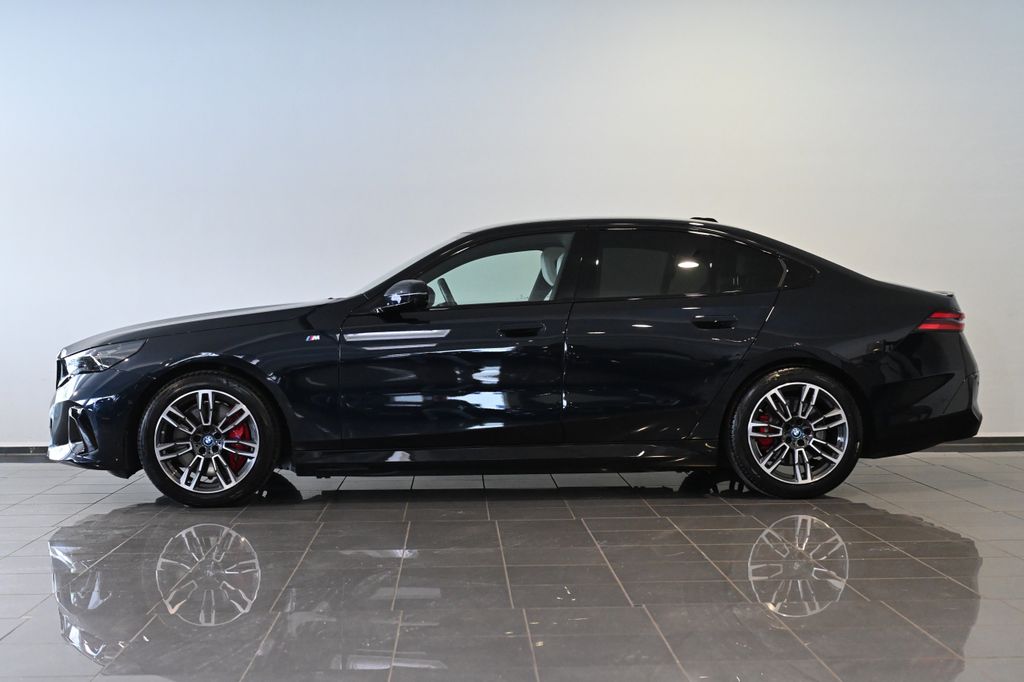 BMW i5 2024