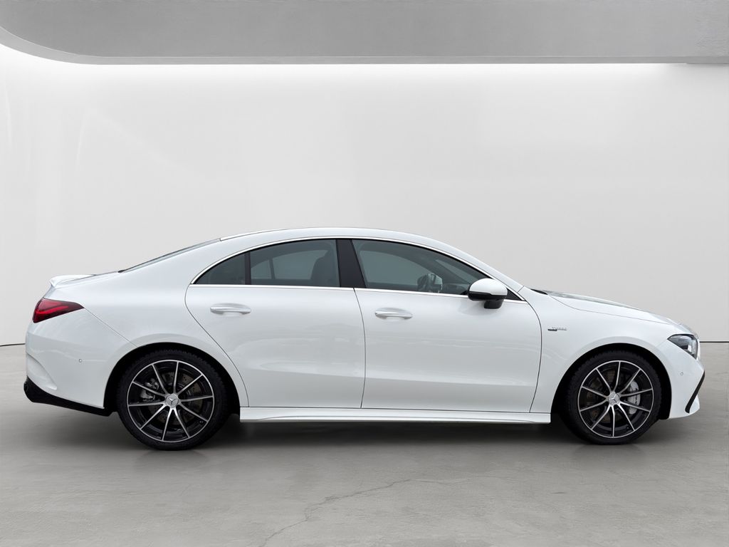 Mercedes-Benz CLA 35 AMG 2024