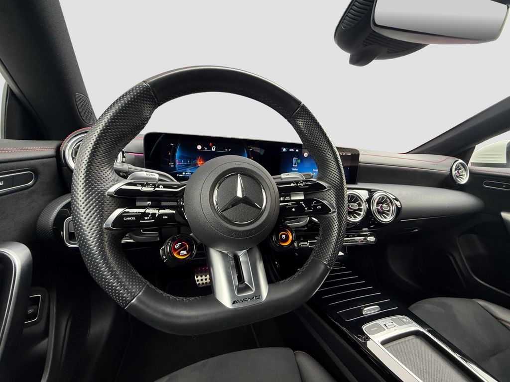 Mercedes-Benz CLA 35 AMG 2024