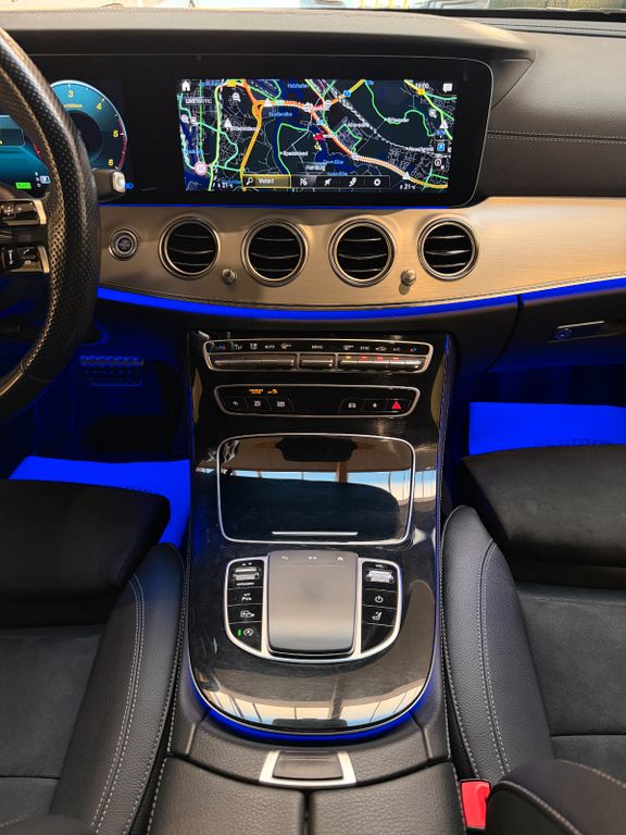 Mercedes-Benz E 220 2023