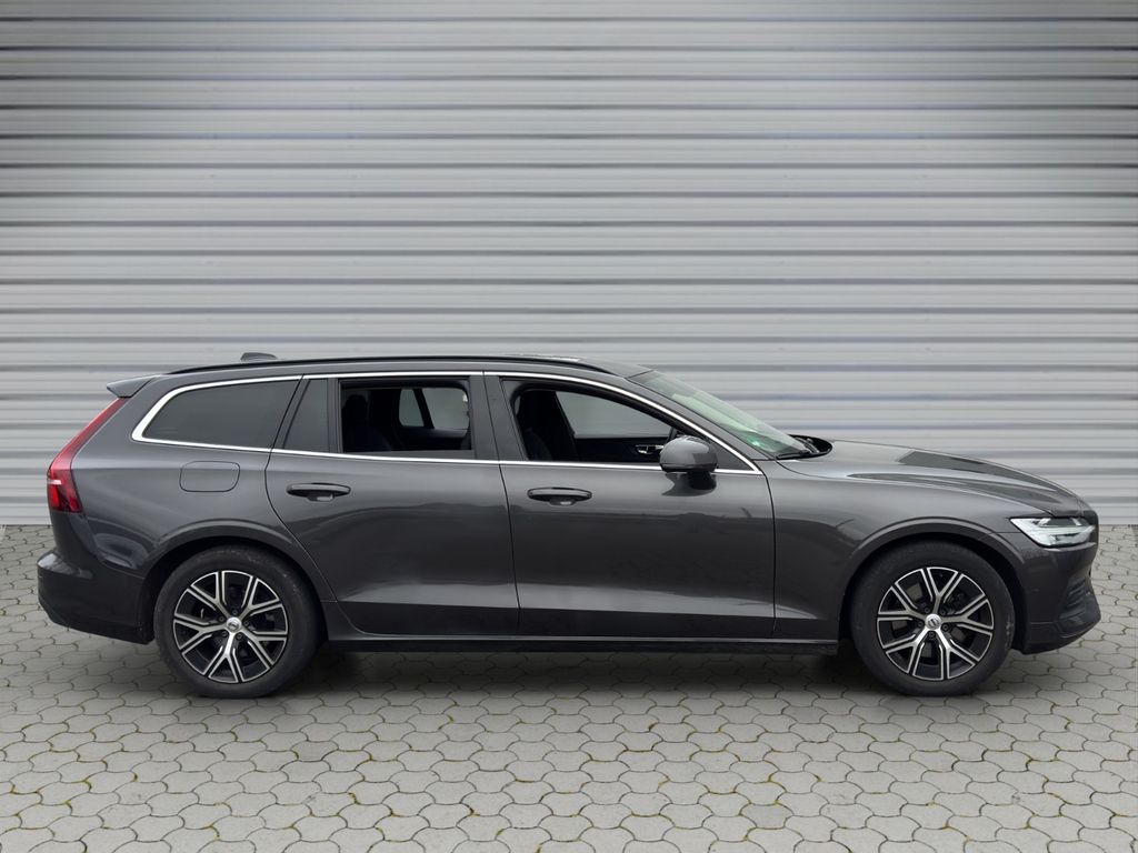 Volvo V60 2022
