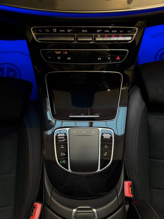 Mercedes-Benz E 220 2023