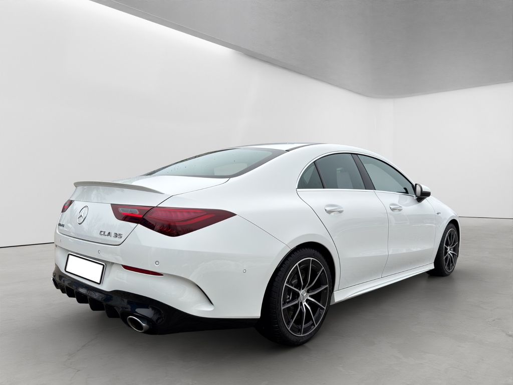Mercedes-Benz CLA 35 AMG 2024