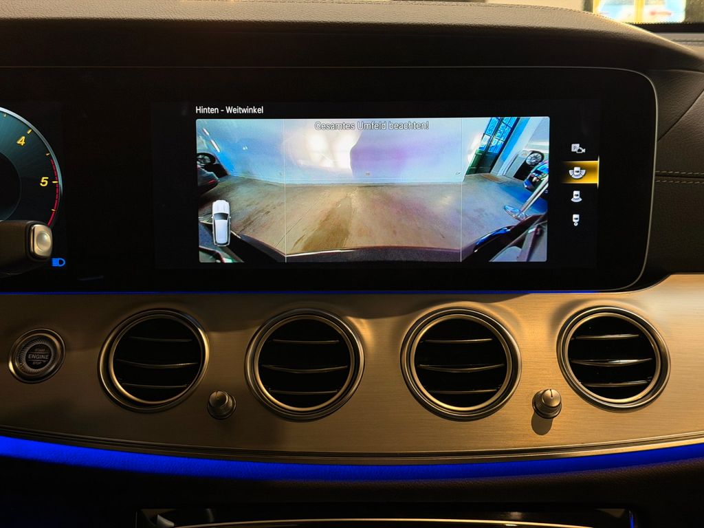 Mercedes-Benz E 220 2023