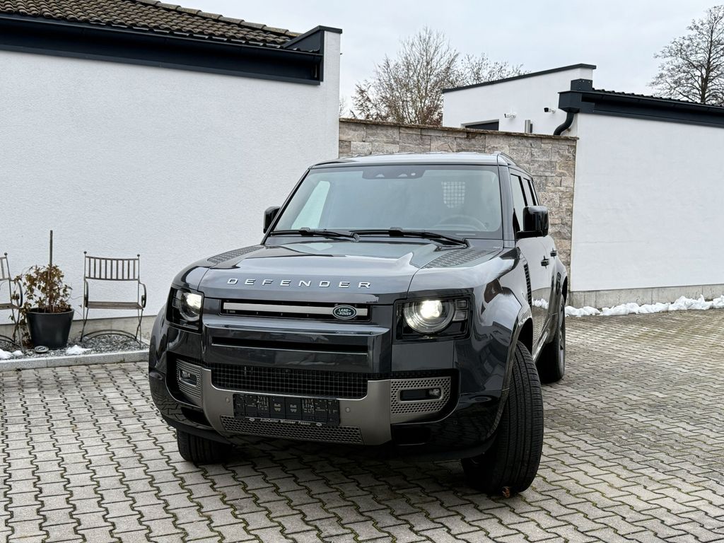 Land Rover Defender 2025