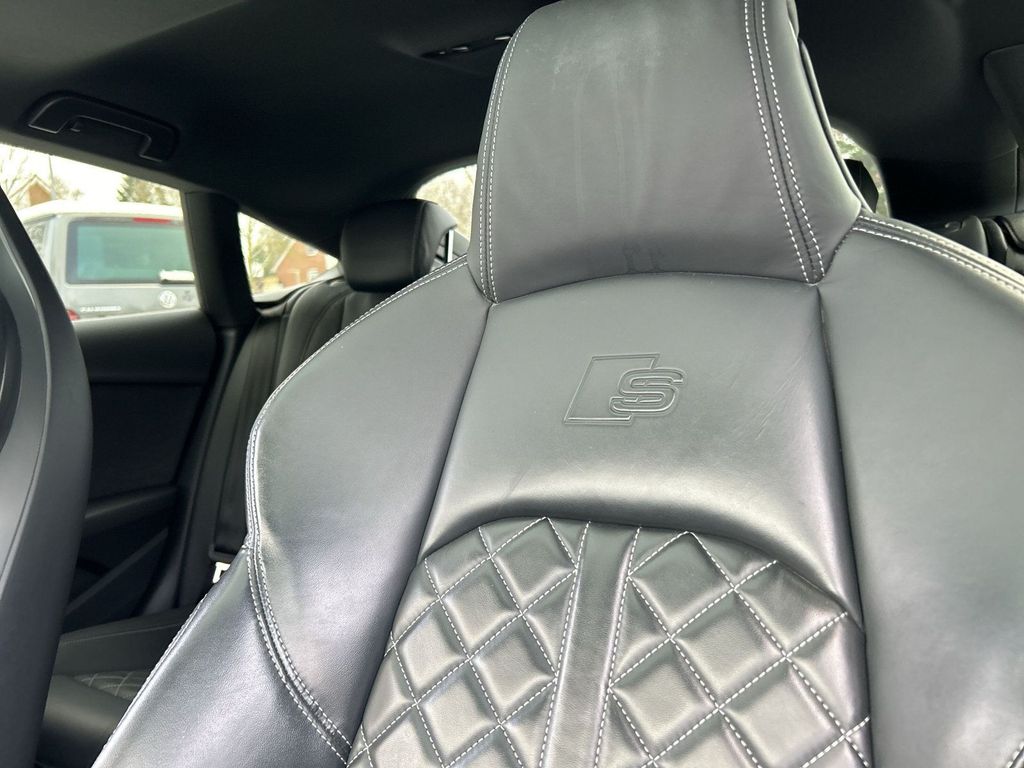 Audi S5 2022