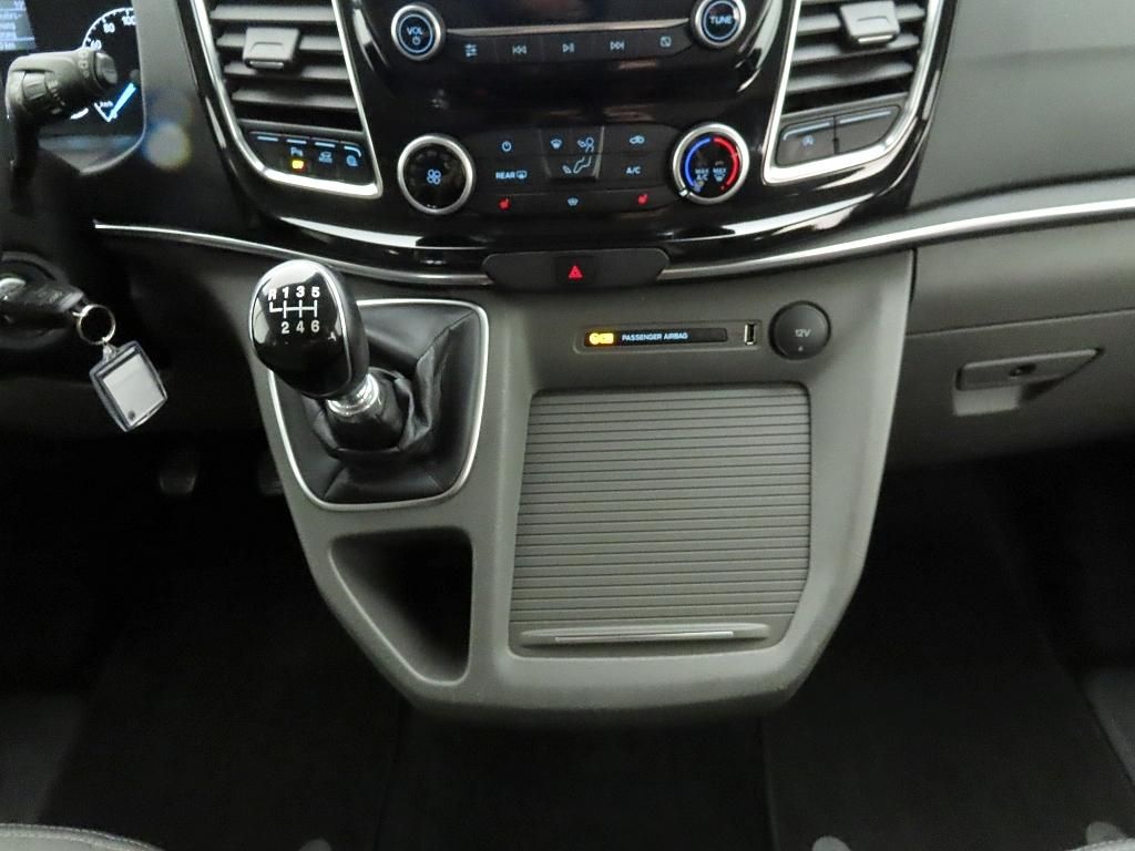 Ford Tourneo Custom 2021